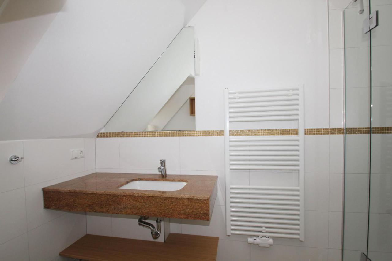 Strandnahe Fewo Mit Balkon, Gratis Nutzung Vom Ahoi Erlebnisbad Und Sauna In Sellin - Rex Rugia Fewo 30-6 Lobbe Exterior foto